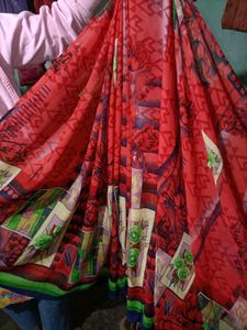 Floral print Beautiful Saree❣️