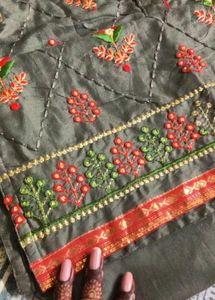 Elegant Floral Embroidered Salwar Kameez