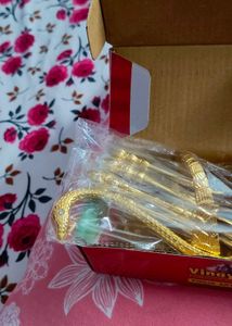 Single Golden Swan In brass With 6 Pc Spoon
