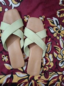 Womens Stylish Flats 🍂💕
