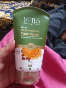 Lotus Face Wash