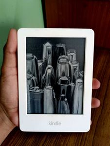 Kindle E-reader
