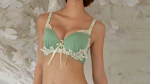 LINGERIE