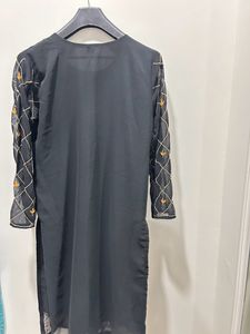 Women Black Pakistani Kurta Set