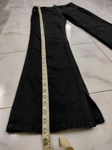 Outryt Black Bootcut Jeans