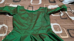 Elegant Green Ethnic Gown