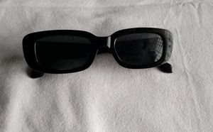 Retro Black Sunglasses