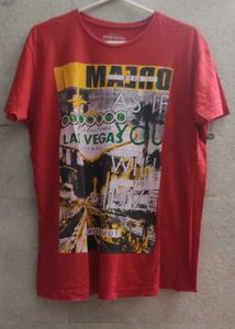 Men T-shirt L Size