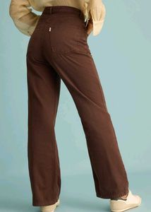 Brown Straight Leg Jeans!!🤎