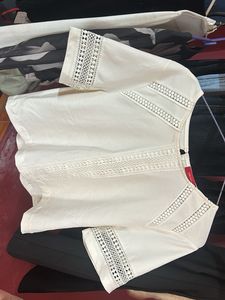 FOREVER 21-White Lace Trim Top Unused
