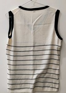 ✨Brand New Stylish Sleeveless Vest✨