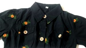 black cute sunflower embroidered crop shirt top