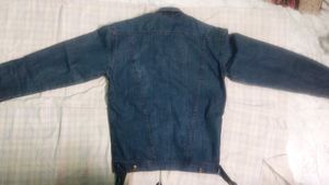 STUNNING UNISEX DENIM JACKET