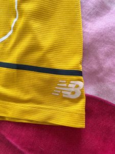 NB Yellow Tank Top - just tag is missing