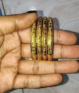 5 Different Bangles Set