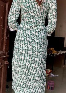 💚 Fresh Bell Sleeve Cotton Kurti 💚