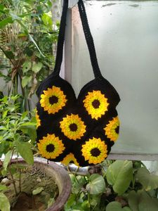 Sunflower Crochet Bag