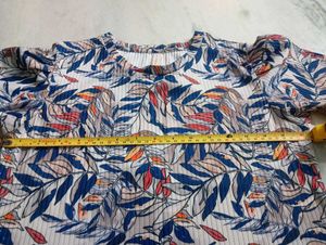 BRAND NEW Floral Print Top