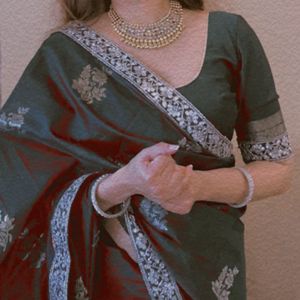 Gota Border Saree