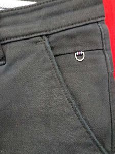 Global Black Jeans