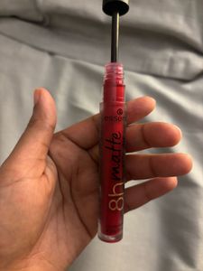 Essence 8h Matte Lipstick