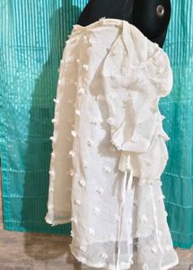 Size SWhite Off-Shoulder Dress