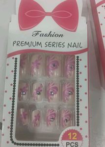 (Set Of 5) Press On Nails