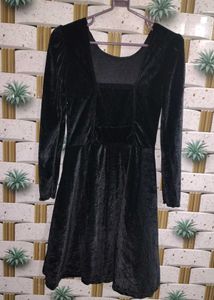 Elegant Black Velvet Dress