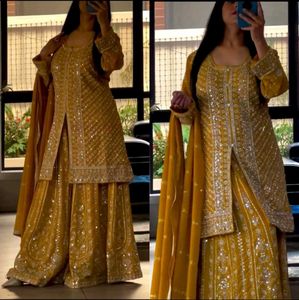 New Stayle Beautiful Pakistani Dress Inpoted Pakis