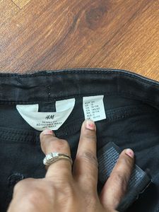 H&amp;M girls jeans 10-11yrs size