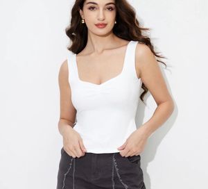 SAVANA Side Slit Sleeveless Top