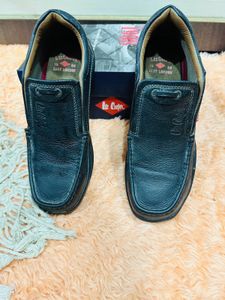 Black Shoes