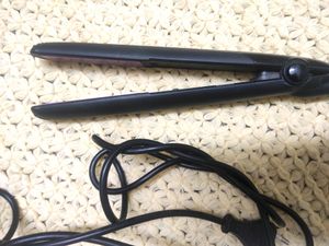 Vega Vhsh-18 Hair Straightner (Black)