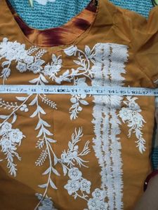Pakistani Style Suit Set