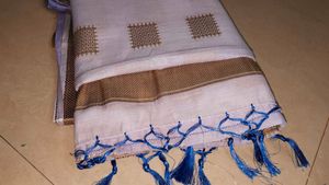 Elegant Saree with Blouse Piece