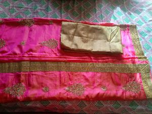 Saree With Blouse Piece