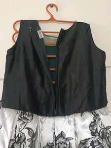 Elegant Black &amp; Sliver Floral Dress