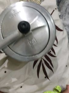 Tandem  ISI Certified Pressure Cooker
