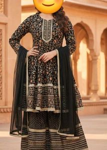 Elegant Black Floral Kurta Set