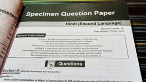 ICSE CLASS 10 SAMPLE AND SPECIMEN QUESTIONS PAPER