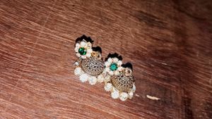 Short White &amp; Green Fem Jhumki.And One leg Anklet