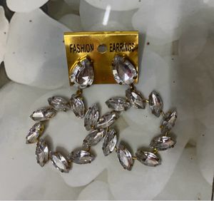 Freee 1 Earring