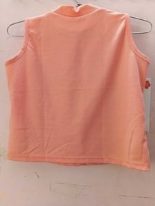 New Sleeveless Peach Crop Top