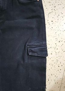 Used Freakins Black Cargos