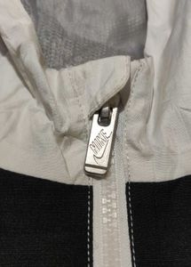 Nike Jecket Size 6/7 Years Boy