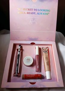 Just Herbs Makeup Kit😍