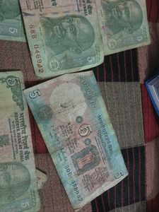 5 Rupees Notes Used Condition