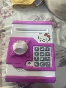 Hello Kitty Money Bank