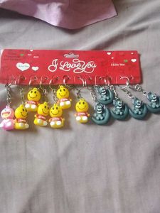 Excellent Brandnew 12 Piece Set Of Keychains