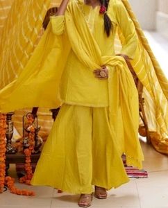 New Haldi Fansion Dress A One Qwality Bomber Dres